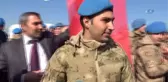 Siirtliler, Afrin'e Giden Askerler İçin Havaalanına Akın Etti