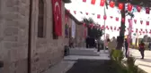 Cumhuriyetle Yaşıt Tarihi 'Taş Mektep', Eski Öğrencileriyle Buluştu