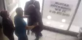 O Anlar Kamerada! Rakip Fırının Sahibi, Kadın Çalışanı Döverek Hastanelik Etti