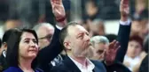 HDP Eş Genel Başkanı Sezai Temelli ile CHP'li vekil Aytuğ Atıcı'nın Benzerliği Sosyal Medyayı Salladı