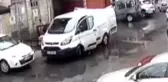 15 Saniyede Cep Telefonunu Kaşla Göz Arasında Böyle Çaldı