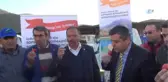 Fethiyeli Çiftçiler 'Hormon' İddialarına Domatesi Yıkamadan Yiyerek Tepki Gösterdi