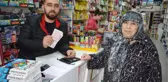 Dükkanının Önünde Bulduğu 17 Bin Lirayı Sahibine Teslim Etti