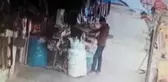 Güvenlik Kamerası da Hırsızlara Engel Olamadı