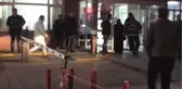 Oynadığı Tabancayla Kazara Kendini ve Arkadaşını Vurdu