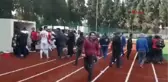 Amatör Küme Maçında Taraftar Sahaya İndi
