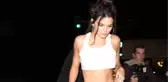 Çıplak Fotoğrafını Paylaşan Kendall Jenner'ın Ayakları Olay Oldu