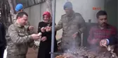 Hatay Zeytin Dalı Harekatı'na Katılan Askerlere Cağ Kebabı İkram Ettiler