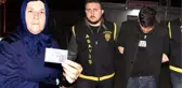 Adana'da Şehit Annesine Hakaret Eden Şoföre, İstiklal Marşı Önünde İmza Şartı