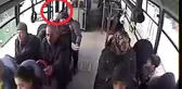 PTT Personeli, Halk Otobüsünde Kalp Krizi Geçirip Hayatını Kaybetti! Ölüm Anı Kamerada