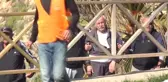 Antalya Denize Girmek İçin Zor Yolu Deneyince Metrelerce Yuvarlandı