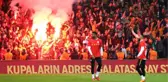İngiliz Basını Galatasaray'ın Antrenmanını Manşetten Verdi