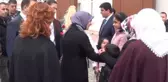 Sare Davutoğlu, Erciş'teki Kız Öğrenci Yurdunu Ziyaret Etti