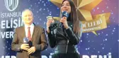 Şarkıcı Banu Parlak, Müjdeyi Sahnede Verdi: Hamileyim
