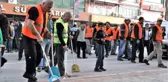 Gözdağı Vermek İsteyen İşçiler İş Bıraktı, Sokakları Belediye Başkanı Temizledi
