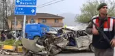 Otomobille Belediye Kamyoneti Çarpıştı: 3 Ölü, 1 Yaralı