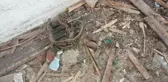 Tavan Arasına Gizlemişler! Metruk Binada Patlamamış El Bombaları Bulundu