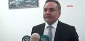 Isparta Türk Halk Müziği Sanatçısı Esat Kabaklı Kazada Yaralandı