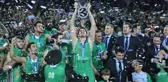 Türk Sporunun Tarihi Gecesi! Darüşşafaka Avrupa Şampiyonu Oldu