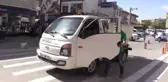 Temizlik İşçisi Bulduğu 6 Bin Lirayı Teslim Etti
