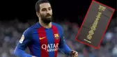 Barcelona, Arda Turan'ın İsmini Şampiyonluk Tişörtüne Geç de Olsa Yazdırdı