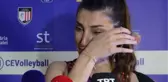 Milli Voleybolcu Neslihan Demir Güler Kariyerini Gözyaşlarıyla Noktaladı