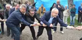 Bartın'da Vali, Halat Çekme, Kaymakam İse İp Atlama Yarışmasına Katıldı