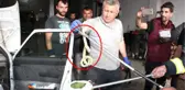 Otomobilde Torpidodan Kafasını Çıkaran Yılan Korkuttu