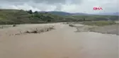 Şırnak Kumçatı' da Sağanak Yağış ile Taşan Dereyi Geçmeye Çalışan 2 Çocuk Sulara Kapılarak Kayboldu