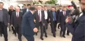 Karamollaoğlu, Fatih Sultan Mehmet'in Kabrini Ziyaret Etti