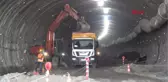 İzmir Jeoloji Mühendisi İki Kadın Otoyol ve Tünel İnşaatında Görev Yapıyor