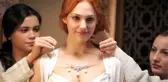 Meryem Uzerli Estetikler Sonrası Bambaşka Biri Oldu! Eski Halinden Eser Yok