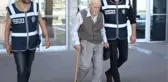 80'lik Dede, Tartıştığı Karısını Keserle Başına Vurarak Öldürdü