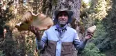 5 Kilogramlık Mantar İçin Ayılarla Yarışıyor