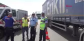 Bursa Çevre Yolunda Arıza Yapan Tır'a Otomobılı ile Çarptı Canından Oldu Hd