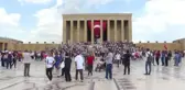 Anıtkabir'e Ziyaretçi Akını