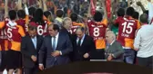 Galatasaray'ın Şampiyonluk Kupasını Yıldırım Demirören Vermeyecek