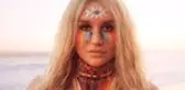 Kesha Taciz Şokunu Geride Bıraktı