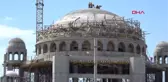 İstanbul Taksim Camii'ne Türk Bayrağı Dikildi