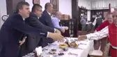 Türk Kızılayından Arnavutluk, Kosova ve Makedonya'daki Yetimlere İftar