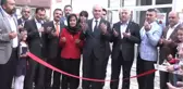 Bakan Özlü, Geleneksek Mahalle İftarına Katıldı
