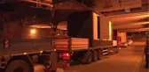 Elektrik Panosu Yüklü Tır Alt Geçide Sıkıştı
