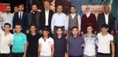 Başbakan Yardımcısı Işık, İYİ Parti'den AK Parti'ye Geçen 80 Gence Rozetlerini Taktı