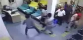 Hastane Acil Servisinde Yaşanan Arbede Güvenlik Kamerasında