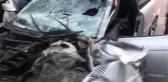 Kamyon ile Otomobil Çarpıştı: 5 Yaralı