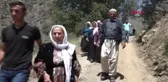 Hakkari Oylarını Kullanmak İçin 10 Kilometre Yürüdüler Hd