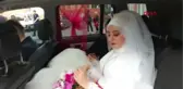 İstanbul Gelinlik ve Damatlıkla Oy Kullandılar