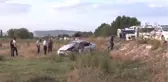 Midibüs ile Otomobil Çarpıştı: 1 Ölü, 1 Yaralı