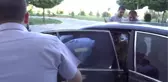 Darbedilen Dede Av Tüfeğiyle 2 Torununu Yaraladı