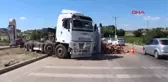 Burdur Tuğla Yüklü Kamyon Otomobille Çarpıştı 3 Yaralı